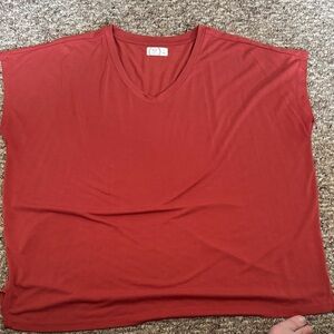 Maurices Vibrant Red Short Sleeve Tee